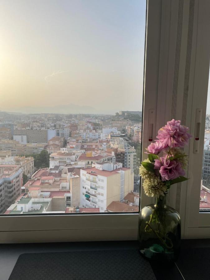 Sky Views Studio In City Centre Alicante Eksteriør billede